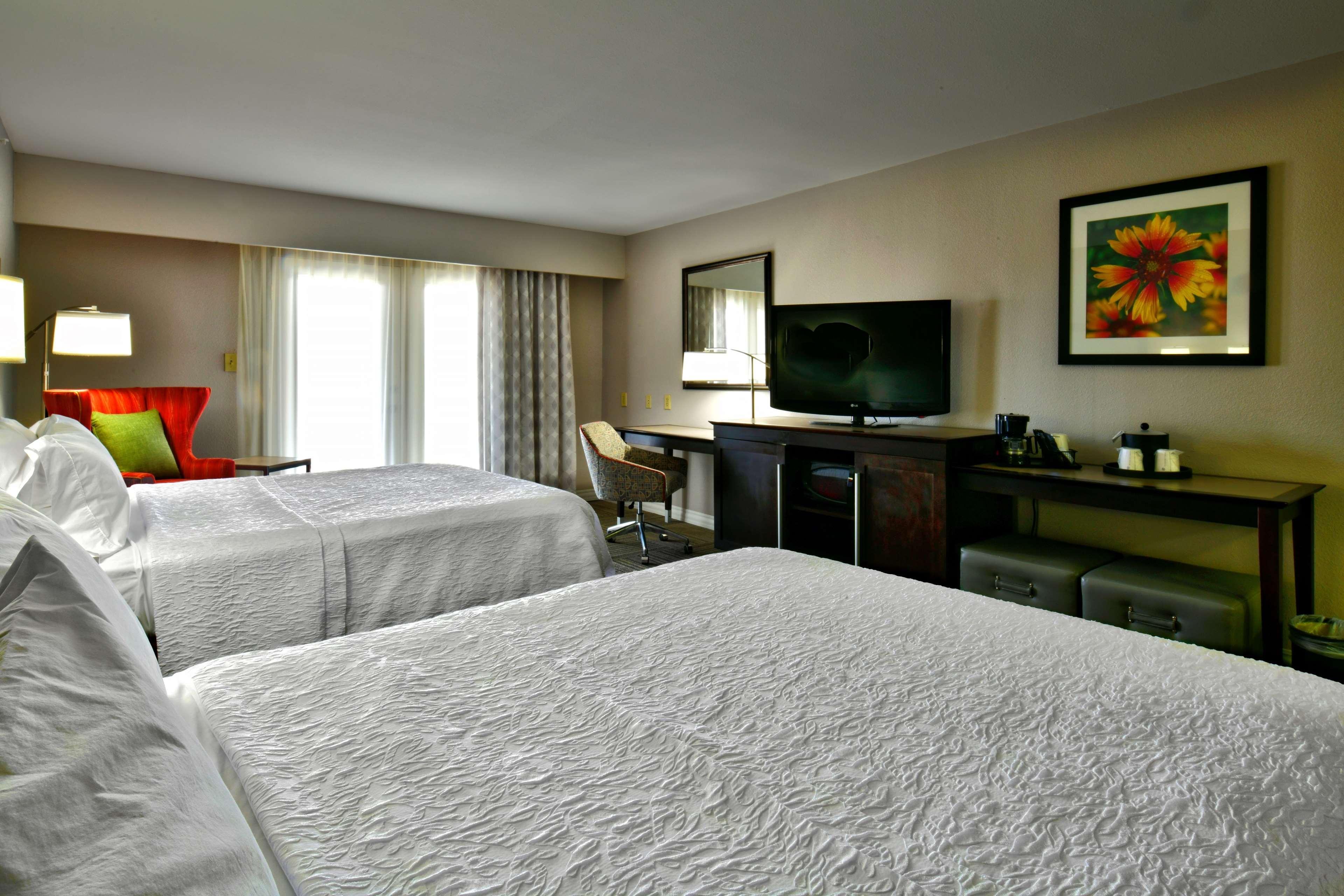 Hampton Inn & Suites Fredericksburg Dış mekan fotoğraf