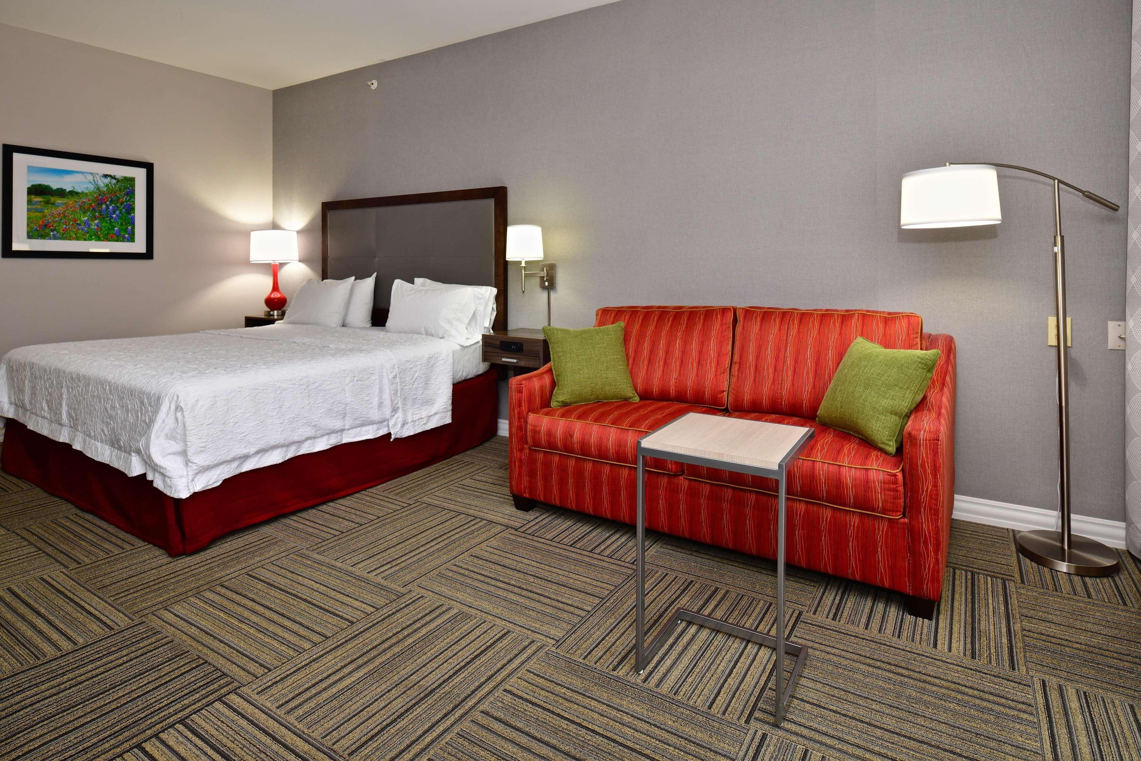 Hampton Inn & Suites Fredericksburg Dış mekan fotoğraf