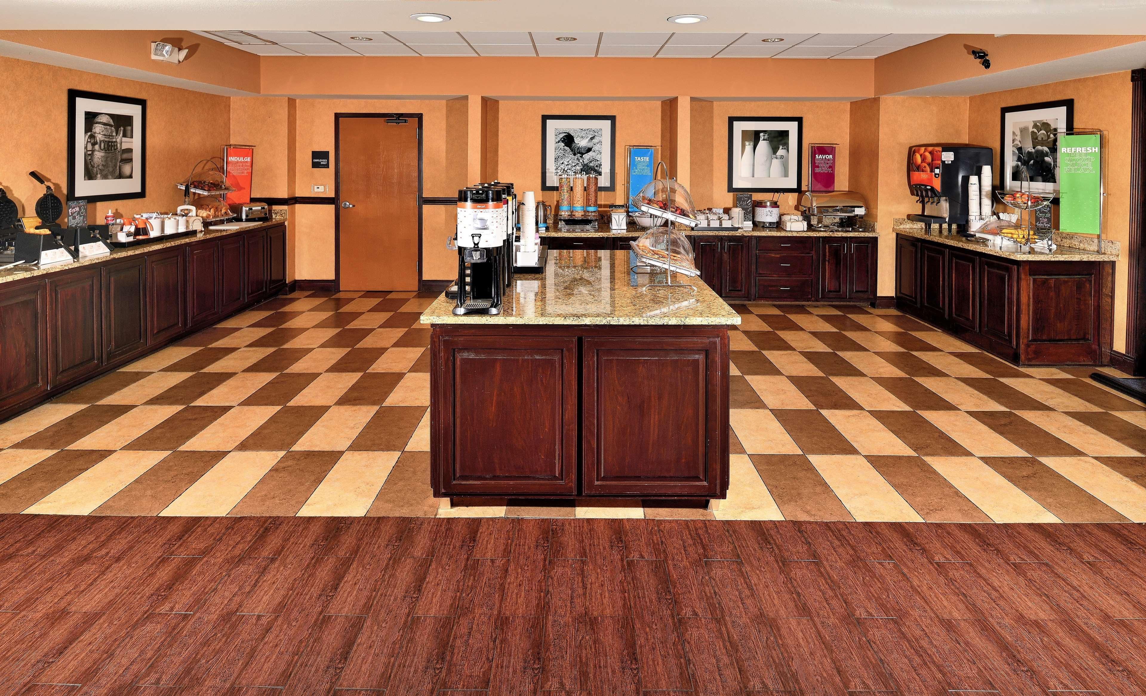 Hampton Inn & Suites Fredericksburg Dış mekan fotoğraf