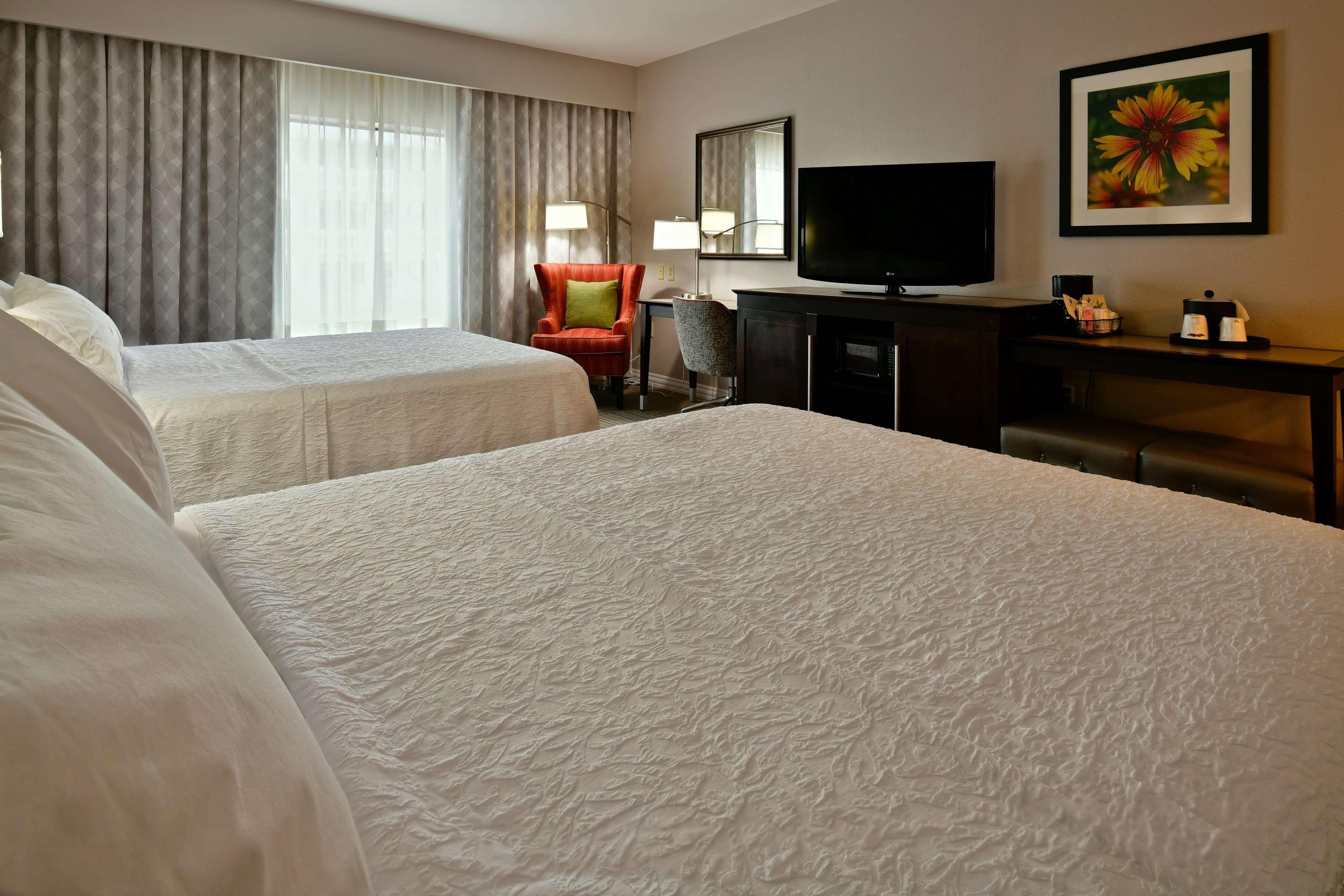 Hampton Inn & Suites Fredericksburg Dış mekan fotoğraf